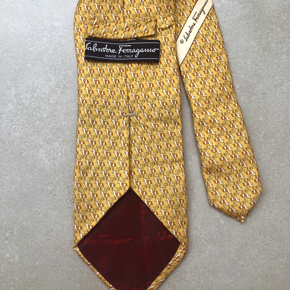 Salvatore Ferragamo tie